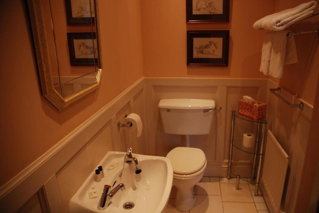The Old Coach House Hotel Avoca Phòng bức ảnh